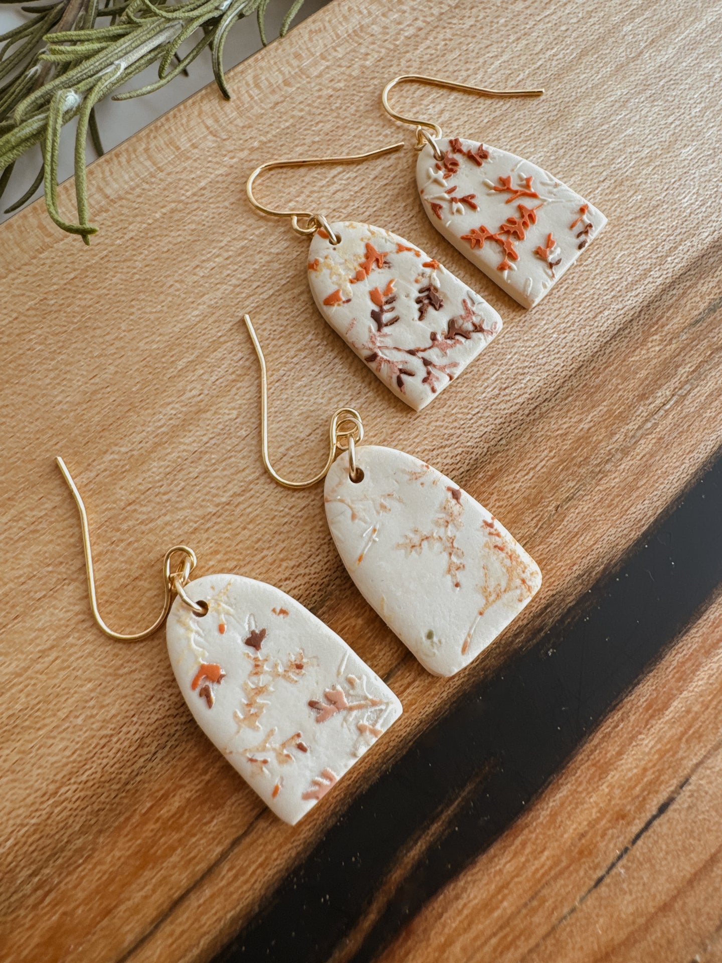 Audrey - Pointed Arches